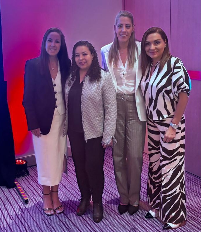 Ashley Williams, Senior Vice President Global Science Center of Excellence, Eva Isla, Business Director México de BCD Meetings & Events, Georgina Pacheco, Directora de Operaciones LATAM y Mary Carmen Ramírez Directora Comercial Latam,